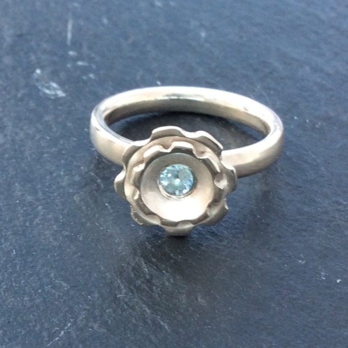 Fiore small double flower ring Blue Topaz