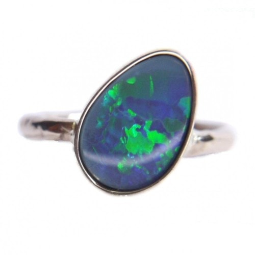 SG7 Jewellery opal lava ring