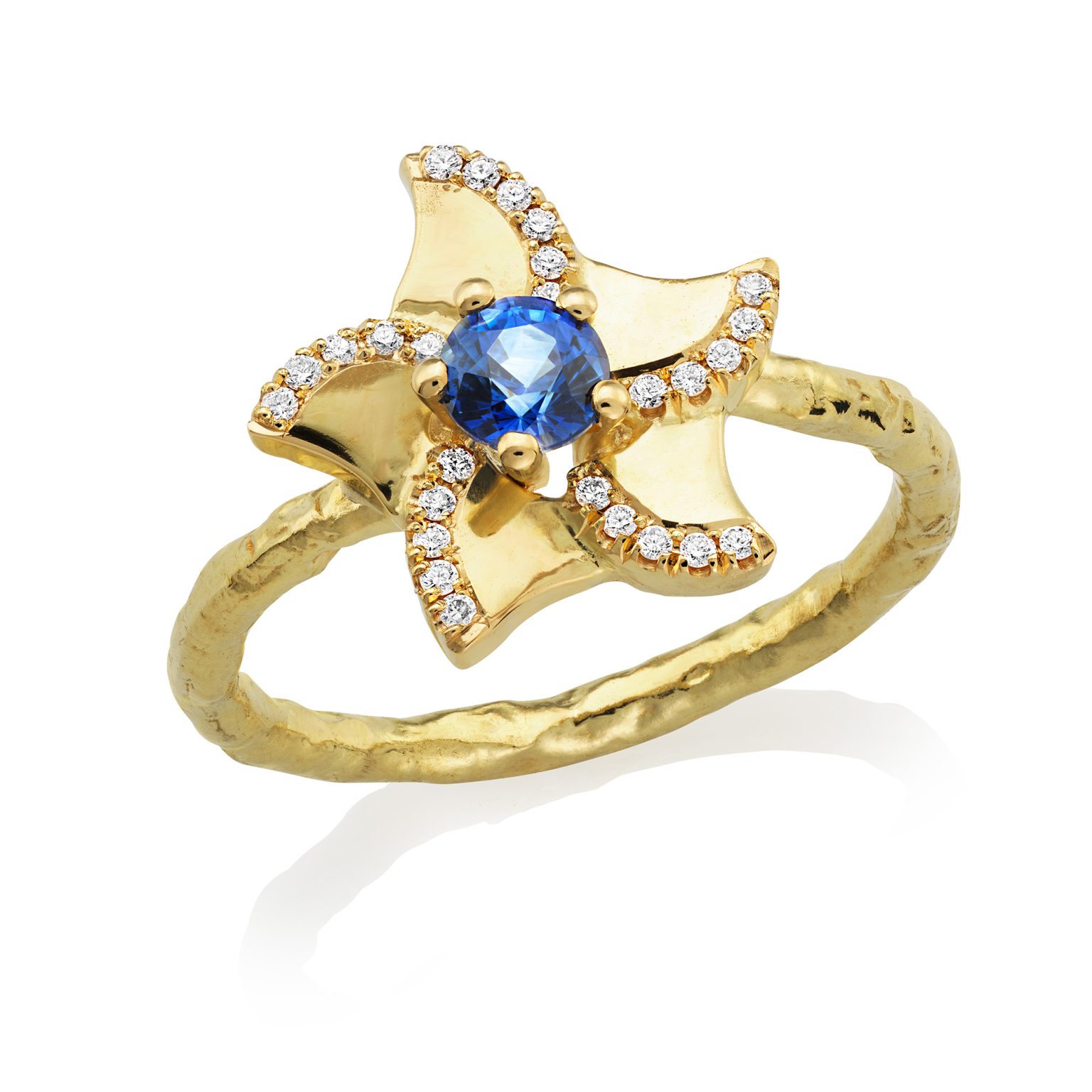 Unusual Engagement rings, Sapphire ring, 18ct gold Dress ring