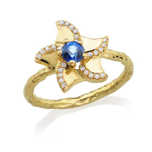 Unusual Engagement rings, Sapphire ring, 18ct gold Dress ring